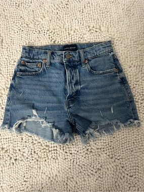 Lucky Brand Mom High Rise Short Distressed Denim Blue 2/26